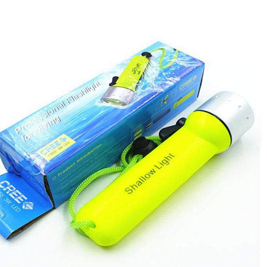 Diving flashlight LED flashlight plastic household lighting portable diving light outdoor long-range protection
